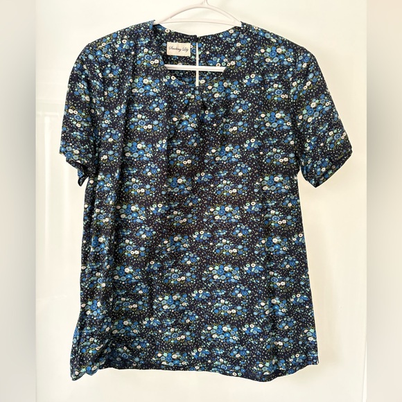 Tops - Smoking Lily Navy Floral Short Sleeve Top